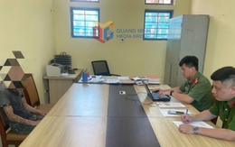 Nam thanh niên phát trực tiếp cảnh bản thân không mặc quần áo nhảy múa