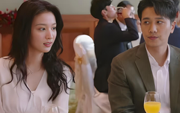 Đi Phú Quốc với bạn trai thì gặp ngay người yêu cũ cũng đang hưởng tuần trăng mật, đêm đó, anh ta nhắn cho tôi một tin lạnh sống lưng