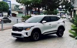 Kia Seltos giảm giá tới 55 triệu đồng tại Việt Nam: Bản 'base' thực tế còn 569 triệu, đua lập sàn giá phân khúc với Xforce, Creta