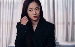 1 giờ sáng chồng về nhà với chiếc áo dính máu, tôi thương đứt ruột nhưng nhìn kĩ các vết lạ trên vai, ruột gan tôi sục sôi
