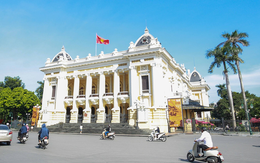 Du lịch Hà Nội thế nào khi xe máy chạy xăng bị cấm từ vành đai 1?