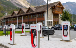 Xe xăng trên bờ vực “tuyệt chủng” tại quốc gia giàu có hàng đầu thế giới, xe điện thống trị từ thành phố đến nông thôn, 93% xe mới bán ra là EV