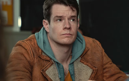 Xem phim "Sex Education" xong, tôi thấy 5 năm cố gắng trở thành "trai hư" của mình thật ngớ ngẩn