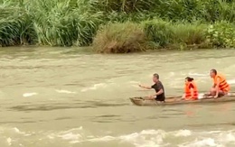 Thuỷ điện xả lũ, 3 người mắc kẹt giữa hồ thủy điện Đồng Nai 2