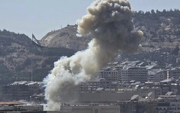 Israel ném bom trụ sở Bộ Quốc phòng Syria