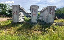 Cầu thuộc dự án 280 tỷ thi công 'rùa bò', dân chờ hoài chẳng thấy thông xe