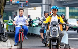 Xe điện dần thay thế xe xăng, người Trung Quốc thích nghi thế nào?