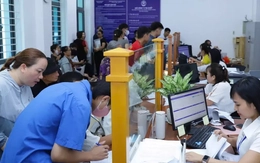 Bộ Nội vụ giải đáp loạt vấn đề ‘nóng’ về chế độ của cán bộ, công chức nghỉ việc từ 1/7