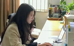 Nữ kế toán cố tình làm giả lệnh chuyển khoản cho sếp duyệt nhưng được sếp khen và trúng lớn