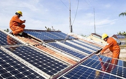 Lắp điện mặt trời mái nhà, hộ gia đình được hỗ trợ tiền, lãi suất vay ngân hàng