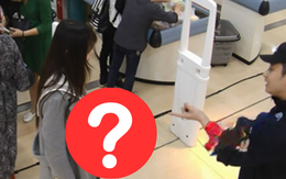 Đứa trẻ 5 tuổi bị nhân viên siêu thị tố cáo ăn trộm, hàng trăm ánh mắt nhìn vào: Bà mẹ có pha xử lý xứng đáng vào SGK