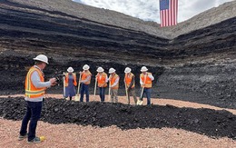 Mở kho báu sau 70 năm giữ kín, người Mỹ nói: "Đây là câu trả lời của chúng tôi với Trung Quốc"