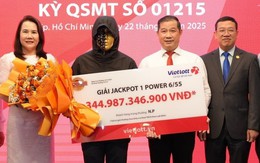 Không ăn nổi cơm sau khi trúng 345 tỷ Vietlott, nửa ngày sau người đàn ông chờ vợ ăn tối xong mới báo tin