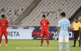 U23 Việt Nam thẳng tiến vào bán kết, song HLV Kim Sang-sik vẫn phải “mất ăn mất ngủ”