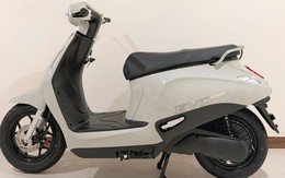 Ảnh thật VinFast Evo Grand: Hai người ngồi có chật không, cốp xe có thể lắp thêm pin phụ trông ra sao?