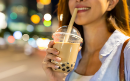 Tôi yêu 6 năm không cưới nổi vì lương 12 triệu không đủ mua trà sữa cho bạn gái
