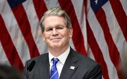 Mỹ dọa áp thuế 100% nếu Trung Quốc vẫn mua dầu Nga, Bắc Kinh đáp trả