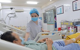 Người phụ nữ nguy kịch sau khi uống loại nước này để chữa bệnh: Bác sĩ nói thẳng "phản khoa học"