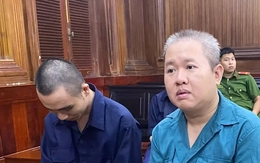 Quản lý nhà hàng ở TPHCM quy định phải viết 'giấy phép xin ra ngoài' khi đi bán dâm