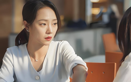 Giữ lương hưu giúp bố chồng, tôi không ngờ số tiền đó lại trở thành "củ khoai nóng bỏng tay" trước âm mưu của chị chồng