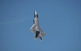 Tiêm kích tàng hình F-22 sắp trở thành 'tổng chỉ huy' trên bầu trời