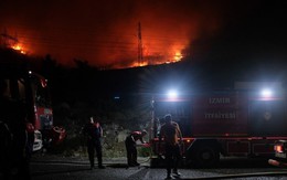 Thành phố hàng triệu người đang bị lửa đe dọa