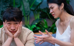 Vợ âm thầm mang hơn 365 triệu tiền "quỹ đen" của chồng đi gửi ngân hàng, ai ngờ chồng bị cảnh sát mời làm việc