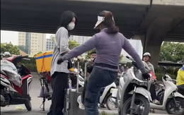 Công an vào cuộc xác minh vụ cô gái đứng trên vỉa hè đợi xe bị người bán nước xua đuổi ở Hà Nội
