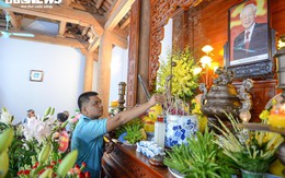 Người dân về thôn Lại Đà thắp hương tưởng niệm cố Tổng Bí thư Nguyễn Phú Trọng