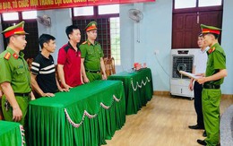 Cảnh sát đột kích căn nhà khóa kín, phát hiện điều bất ngờ của 6 người đàn ông