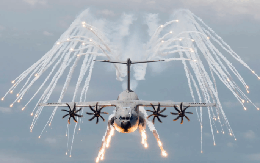 Airbus hé lộ vũ khí chiến lược mới: A400M điều phối tác chiến từ trên cao