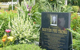 Xúc động dòng người viếng mộ cố Tổng Bí thư Nguyễn Phú Trọng