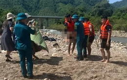 Hai sinh viên tử vong khi lội suối ở Đà Nẵng