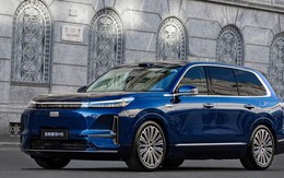 Hãng xe xây nhà máy 20.000 tỷ tại Việt Nam ra mắt SUV ngang cỡ Maybach GLS: chỉ 'ăn' xăng 4,8 lít/100 km, chạy full nhiên liệu 1.500 km