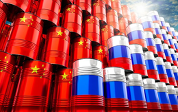 Mỹ nhắm thẳng vào “bạn hàng” lớn nhất của dầu Nga: Quốc gia chủ chốt BRICS liệu có buông tay?
