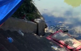 Phát hiện thi thể người đàn ông mang giày lười nổi trên sông