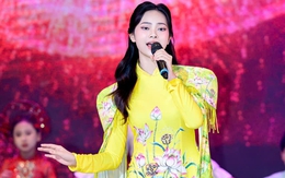 Mai Chi - nữ ca sĩ 17 tuổi, người Hải Phòng: "Âm nhạc đến với tôi từ khi còn trong bụng mẹ"