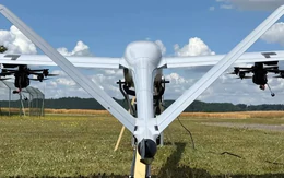 Ukraine sắp có 'tàu mẹ UAV'