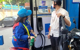 Xăng dầu cùng giảm giá, dầu diesel giảm mạnh nhất hơn 700 đồng/lít