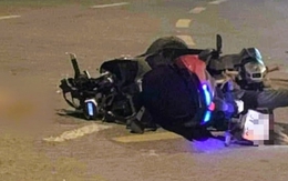 Xe máy "kẹp 3" va chạm ô tô, 2 nữ sinh 16 tuổi thương vong