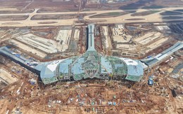 Siêu dự án hạ tầng hơn 16 tỷ USD lớn nhất VN: 900 nhân lực, 40 mũi thi công liên tục ngày đêm làm đường băng