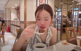 Khách Việt ăn thử món trứng kỳ lạ ở Trung Quốc, ngỡ ngàng vì tưởng “lạc quẻ” nhưng ngon bất ngờ