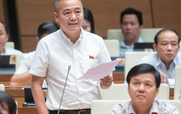 Giám đốc BV Đại học Y Hà Nội đề xuất với Chủ tịch FPT Trương Gia Bình triển khai dự án đặt máy sốc điện tim nơi công cộng để hỗ trợ cấp cứu