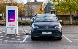 Tại quốc gia này, xăng, dầu có thể 'tuyệt chủng' chỉ trong hơn 10 năm nữa vì xe điện