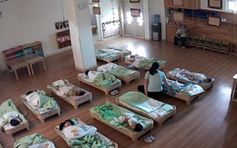 Không ngờ cảnh tượng này lại xảy ra trong giờ ngủ trưa ở trường mẫu giáo