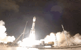 Từ mặt đất lên tận trời, hãng xe của tỷ phú Trung Quốc phóng cả vệ tinh, làm taxi bay