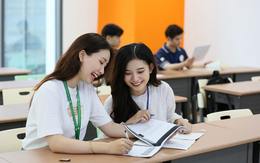 1 ngành ngôn ngữ 99% sinh viên tốt nghiệp có việc làm tại “ông lớn” kinh tế miền Nam: Bị chê bão hoà vẫn cần 9 điểm/môn mới đỗ