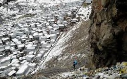 Chỉ 6 tháng đầu 2025, một quốc gia đã kiếm được gần 1 tỷ USD nhờ bán vàng cho Trung Quốc, vượt mức tổng năm ngoái