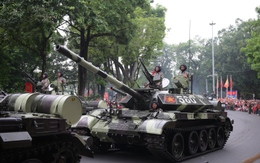 Trang bị 'nhỏ mà có võ' giúp dàn khí tài hạng nặng của QĐND Việt Nam lướt đi trên các tuyến phố Thủ đô