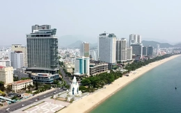 Hai phó giám đốc sở ở Khánh Hòa xin nghỉ việc